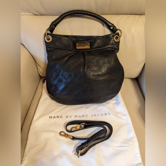 Marc Jacobs Handbags - Marc by Marc Jacobs Classic Q Hillier Hobo black purse